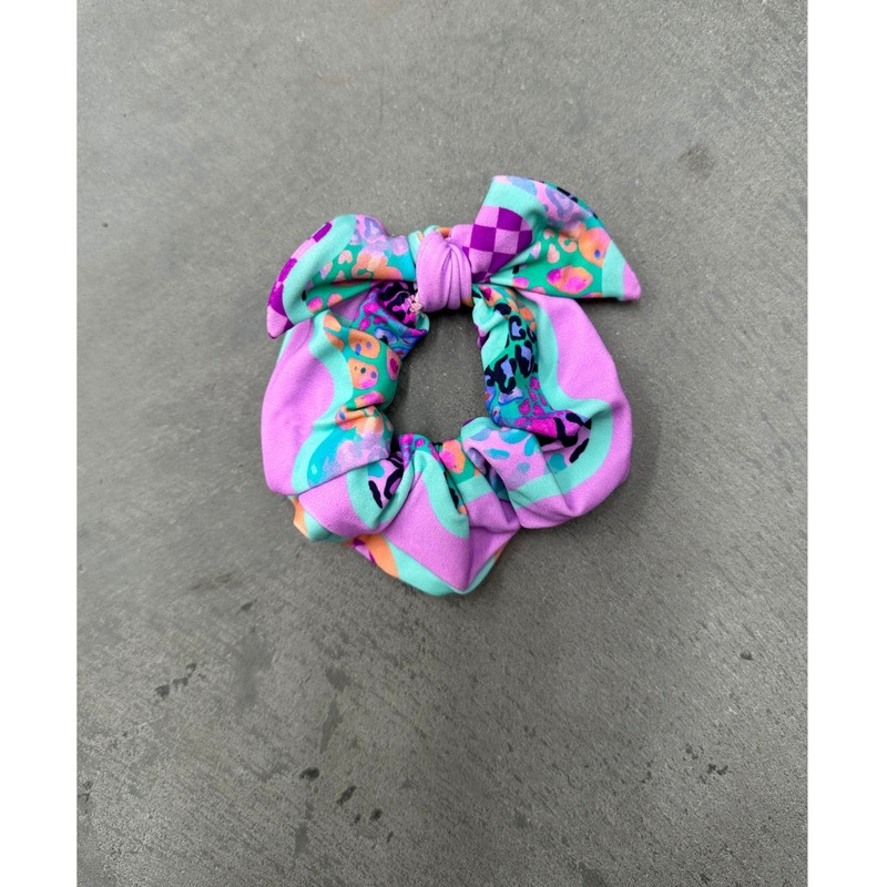Mini Mimi Scrunchie – Vivid Ripple