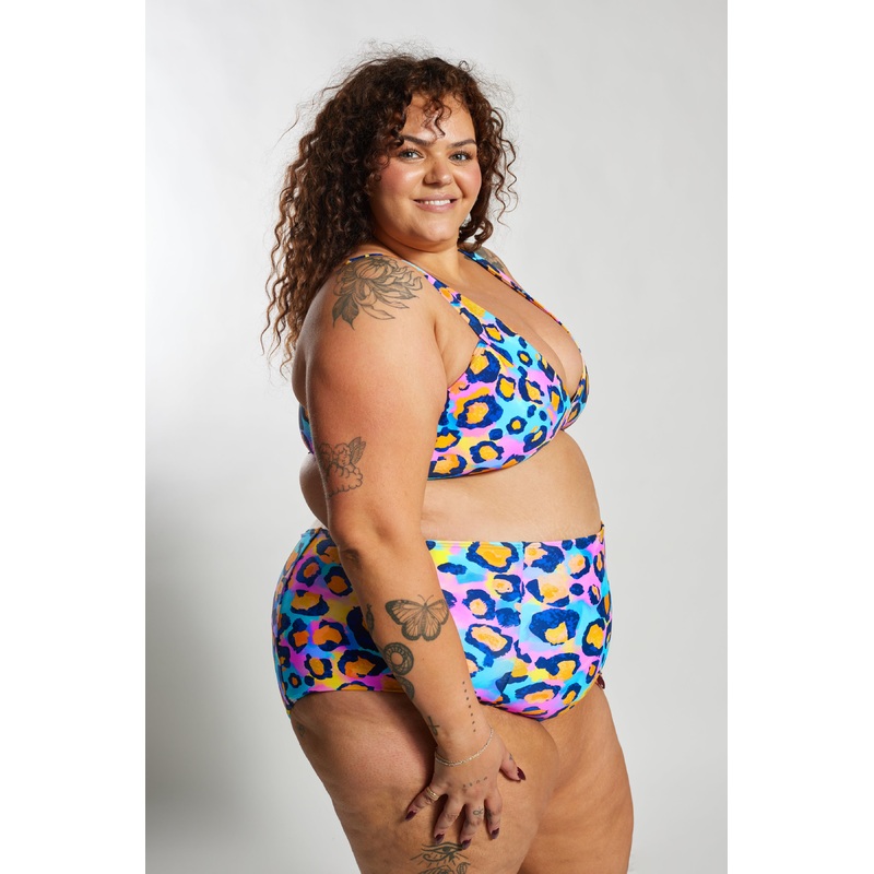 Penelope Bikini Bottom Curve – Aella