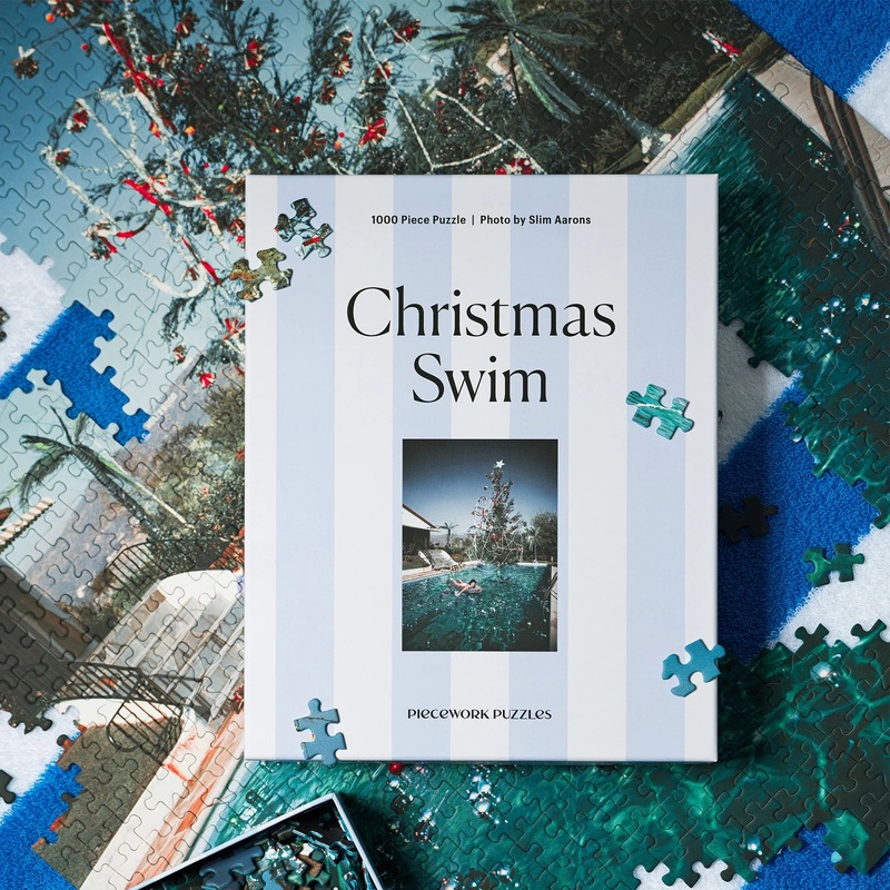 Christmas Swim – Slim Aarons – 1000 Piece Jigsaw Puzzle