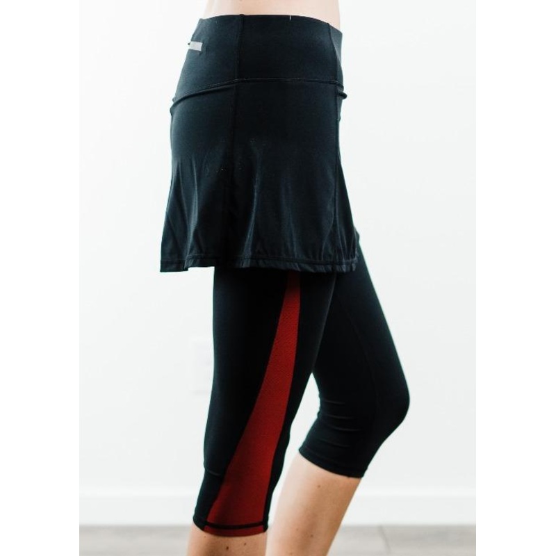Short Sport Skirt With Attached 17″ Leggings