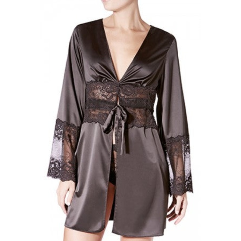 Charm Greta Kimono In Black – Janira