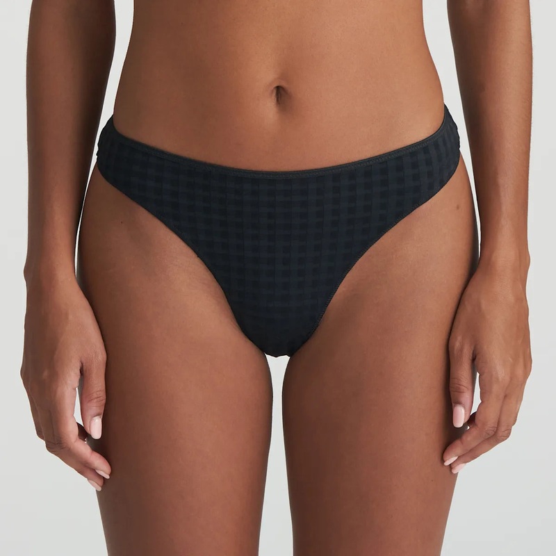 Avero Thong In Black – Marie Jo