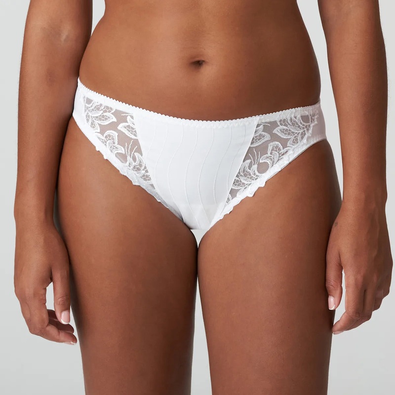Deauville Rio Brief In White – Prima Donna