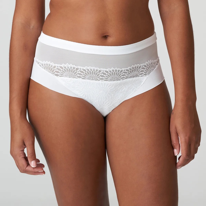 Sophora Full Brief In White – Prima Donna