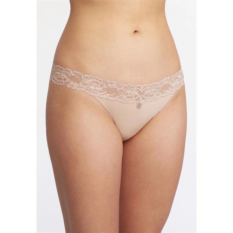 Halo Thong In Sand – Montelle