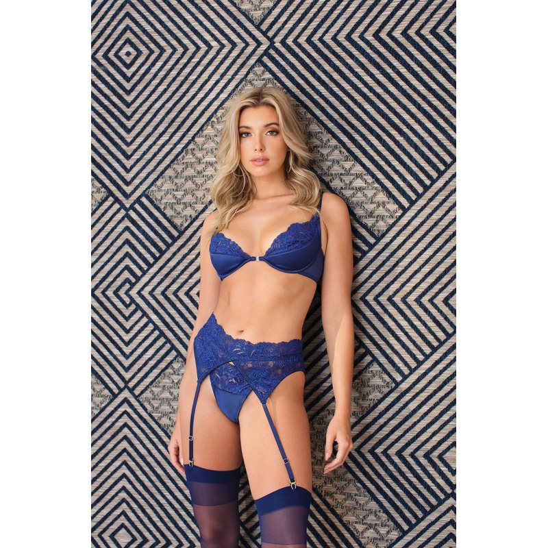 Lace Bra Set In Navy – Coquette