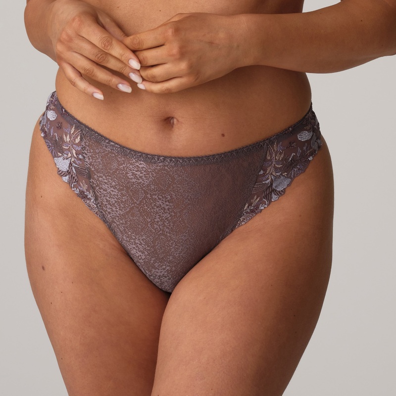 Mohala Thong In Eye Shadow – Prima Donna