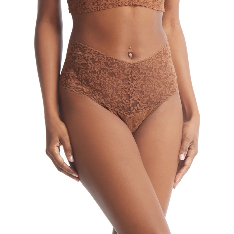 Retro Signature Lace Thong In Macchiato – Hanky Panky