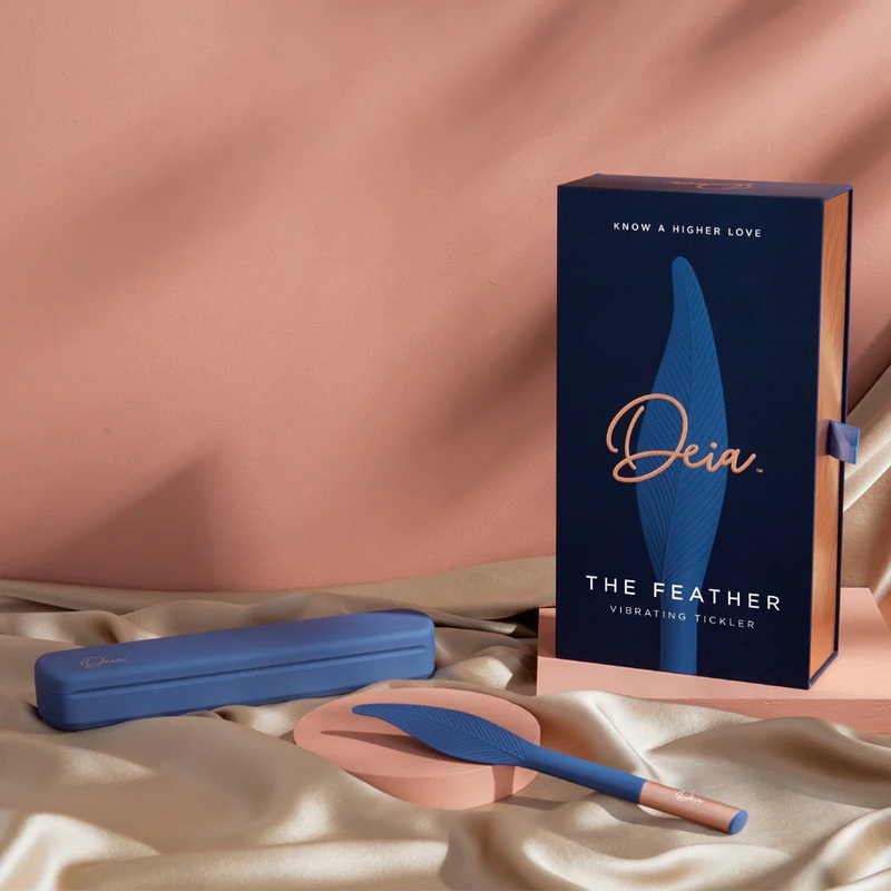 The Feather Vibrating Tickler In Blue – Deia
