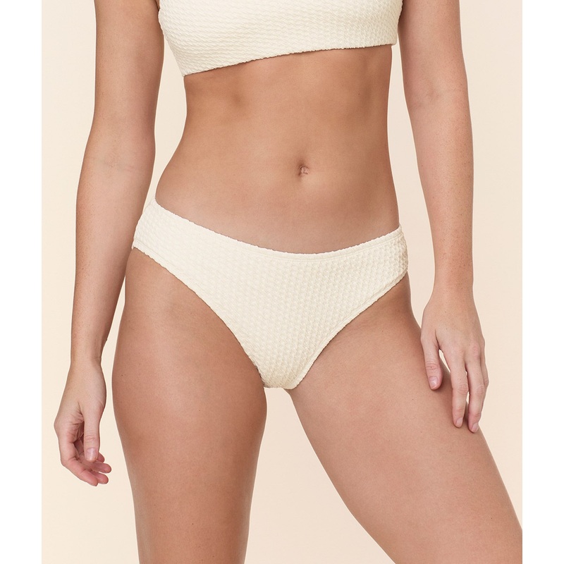The Classic Bikini Bottom – Textured Weave – Gardenia